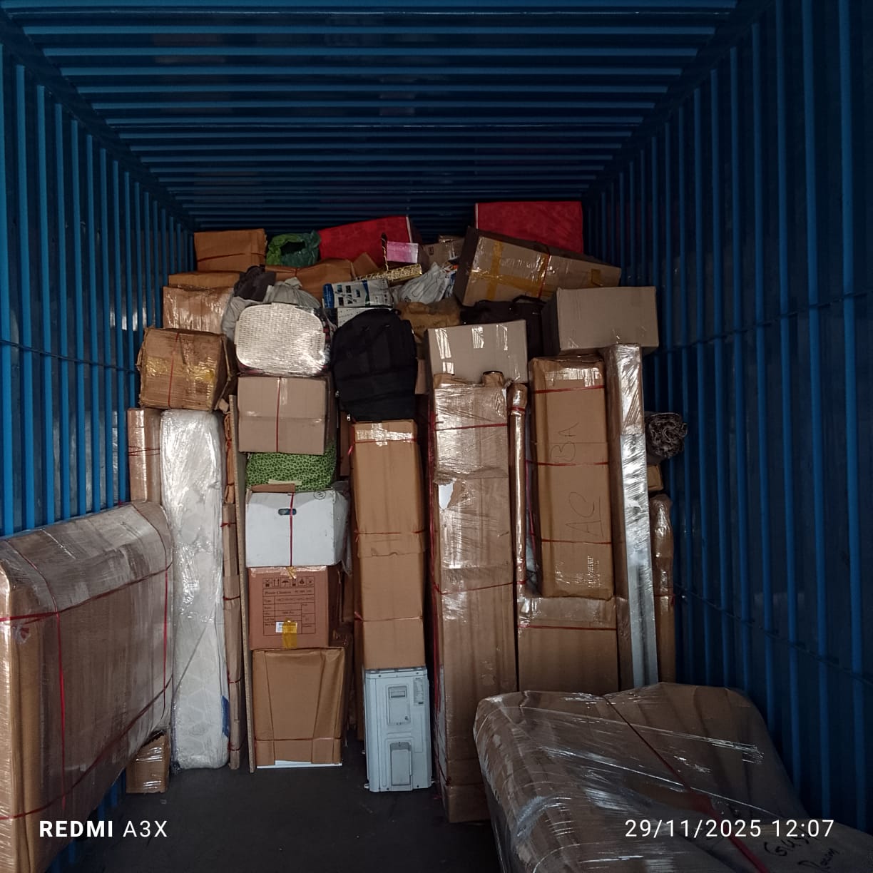 Captain Safe container loading for international shipment